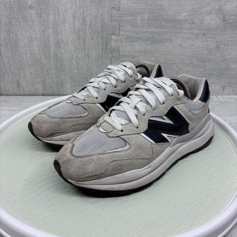 New Balance 57/40 Mens Size‎ 9 Sea Salt Gray Running Lifestyle Shoes M5740HCE